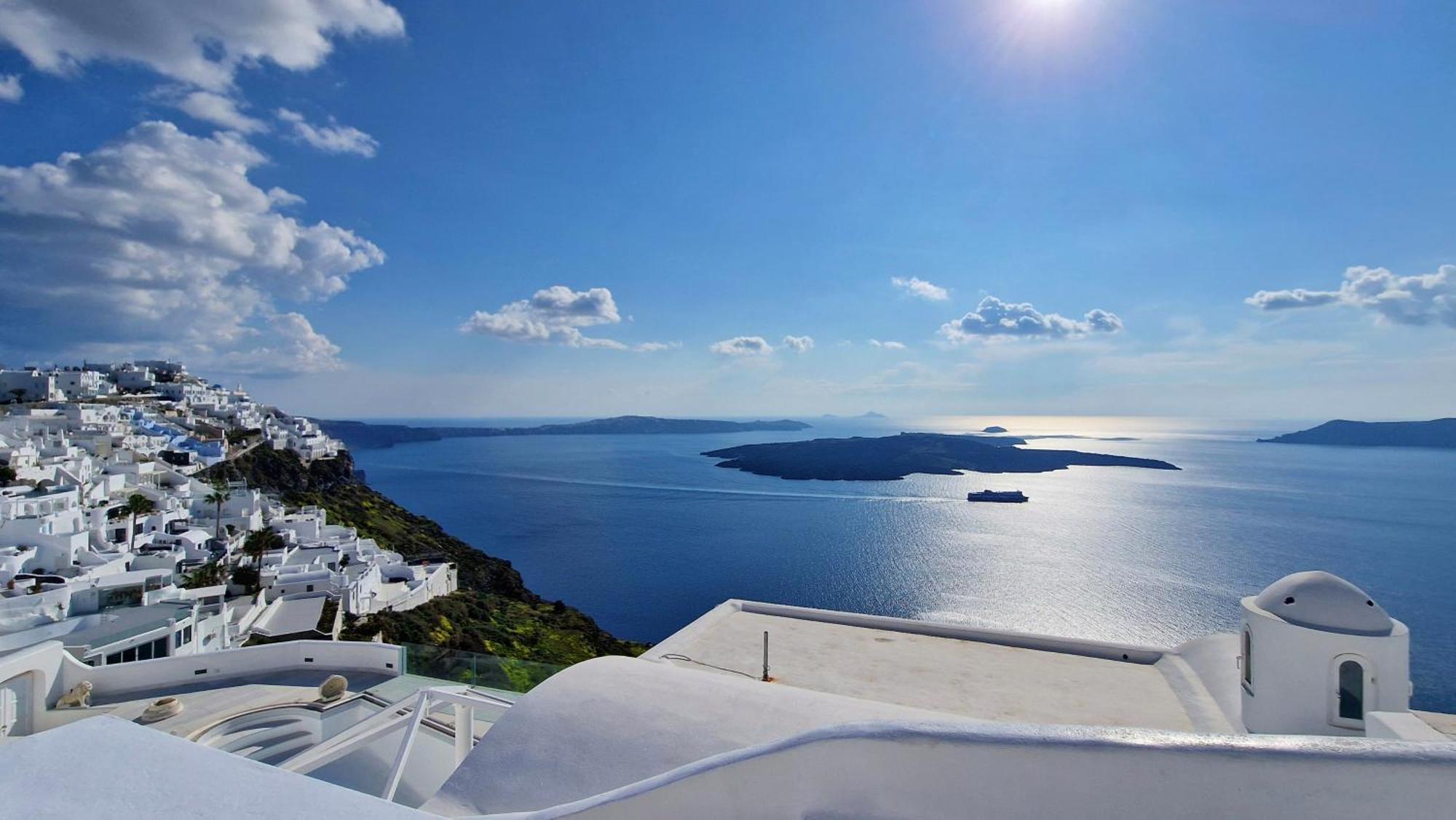 Вілла Karpimo Horizon - Caldera View With Private Hot Tub Фіростефані Екстер'єр фото