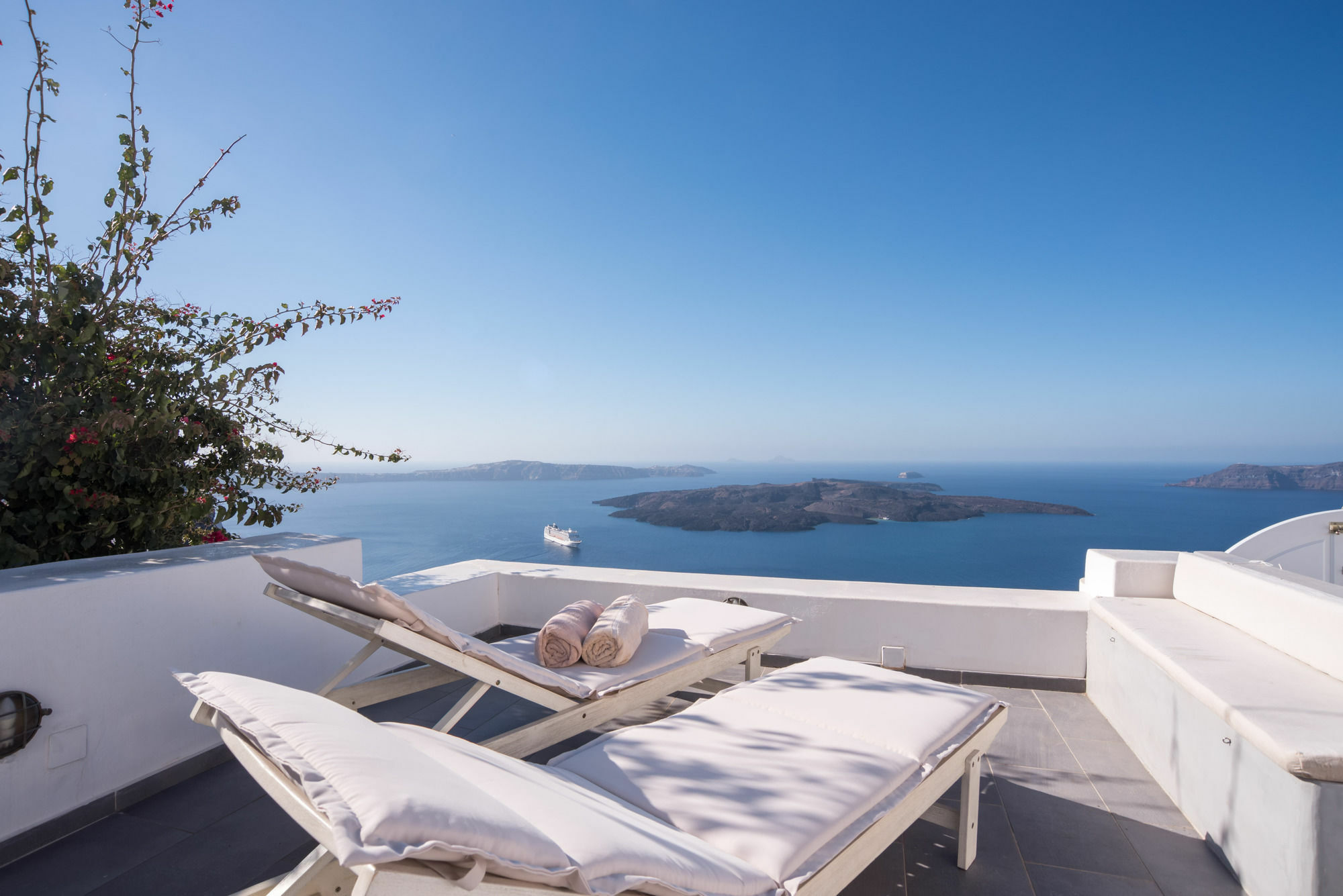 Вілла Karpimo Horizon - Caldera View With Private Hot Tub Фіростефані Екстер'єр фото